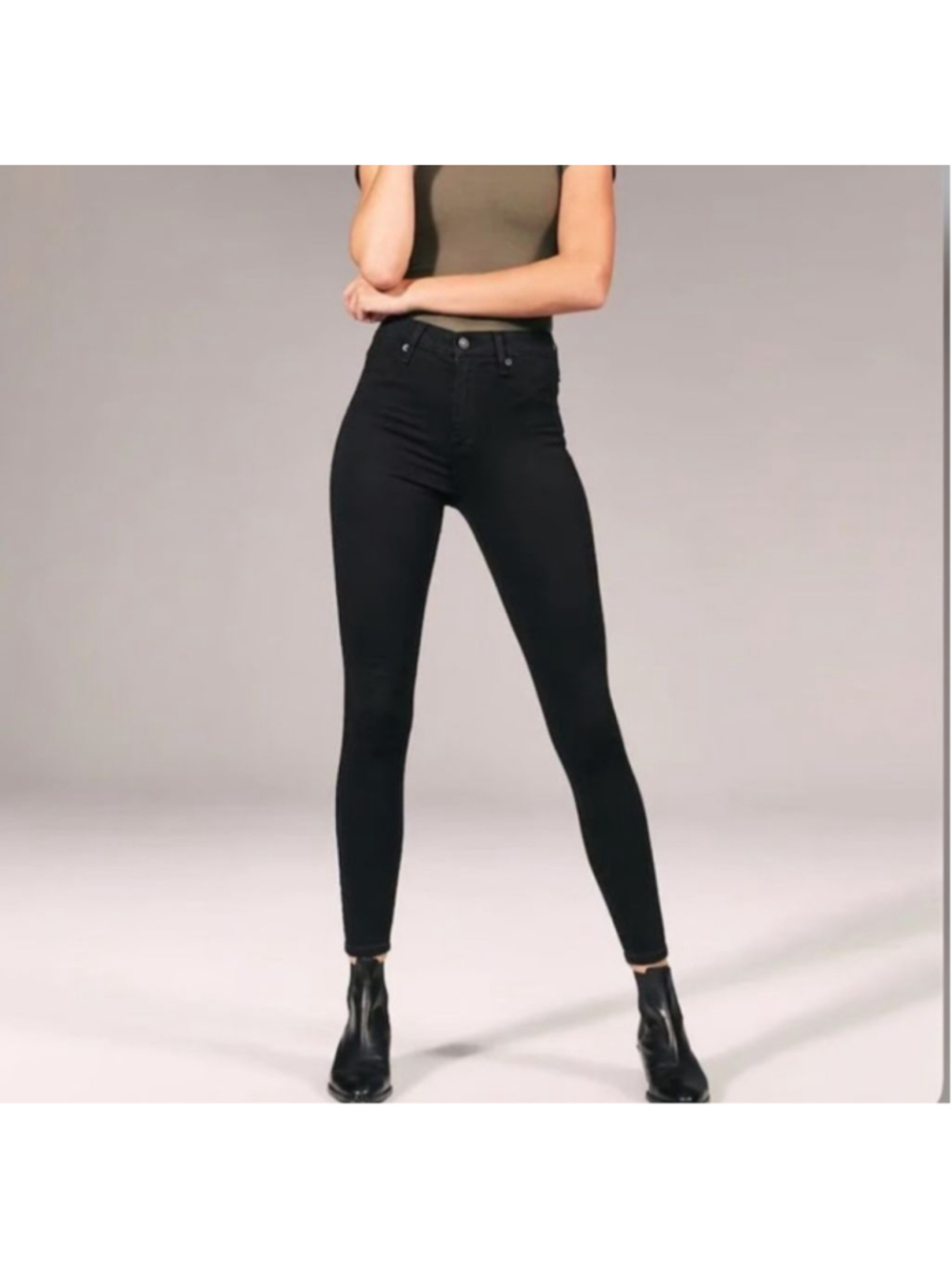 ABERCROMBIE & FITCH Super Skinny Ultra High Rise Black Jeans Size 28